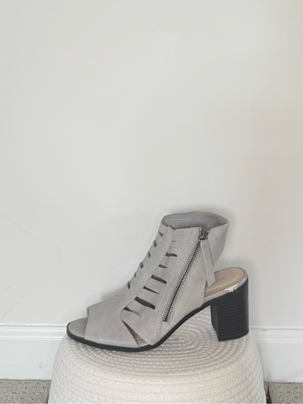 City Street Zipper Detailed Booties